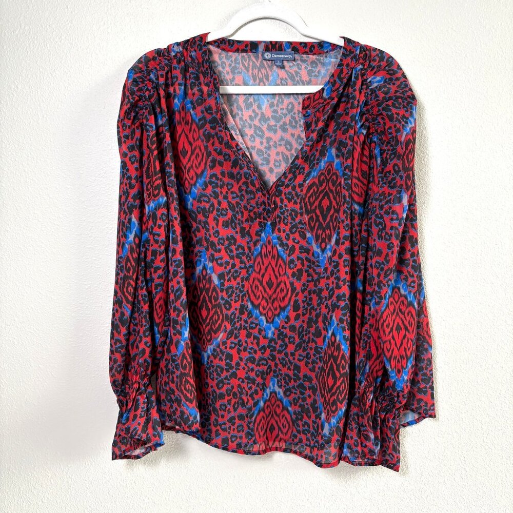 Democracy Top Womens L Blue Red‎ Geometric Animal Long Sleeve Pullover V Neck